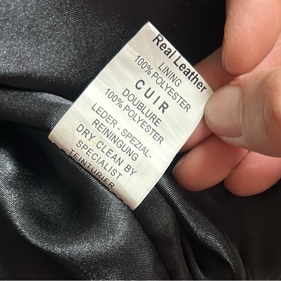 Hudson outerwear Classic Black Leather Jacket for Women - Picture 8 of 8